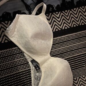H&M Lace Bra - Cream
